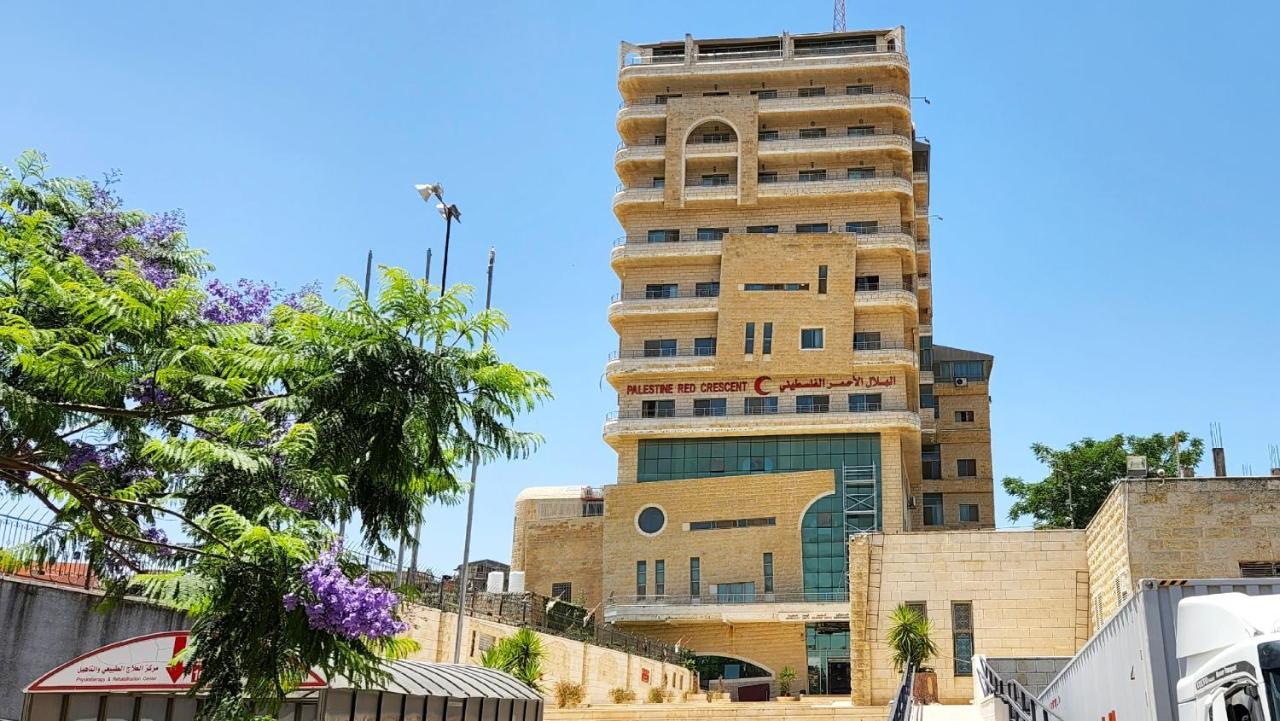 Red Crescent Guesthouse رام الله المظهر الخارجي الصورة