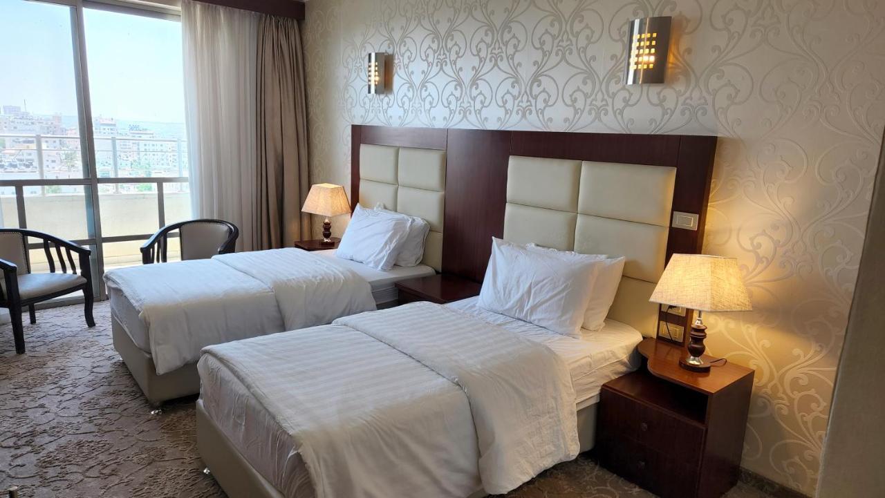 Red Crescent Guesthouse رام الله المظهر الخارجي الصورة